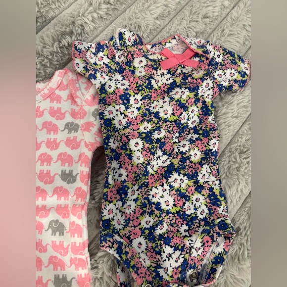 Newborn baby girl - Picture 6 of 6